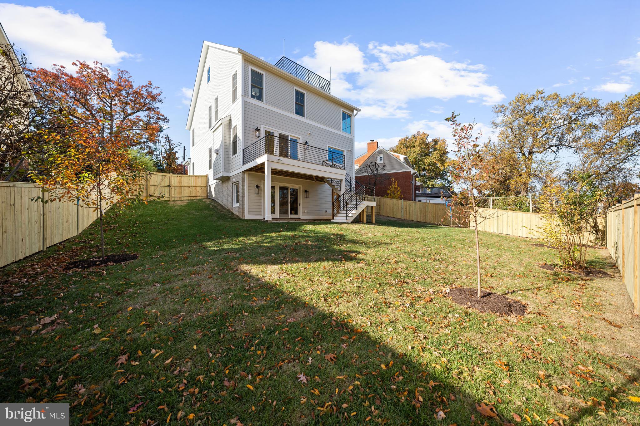 OAKCREST - Residential