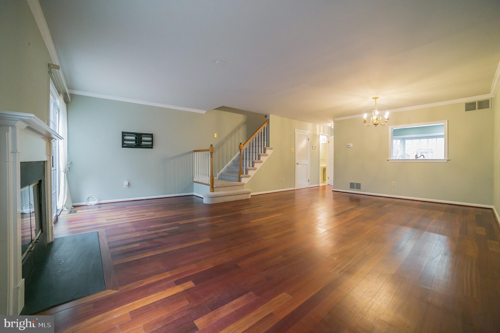 LAFAYETTE HILL - Residential