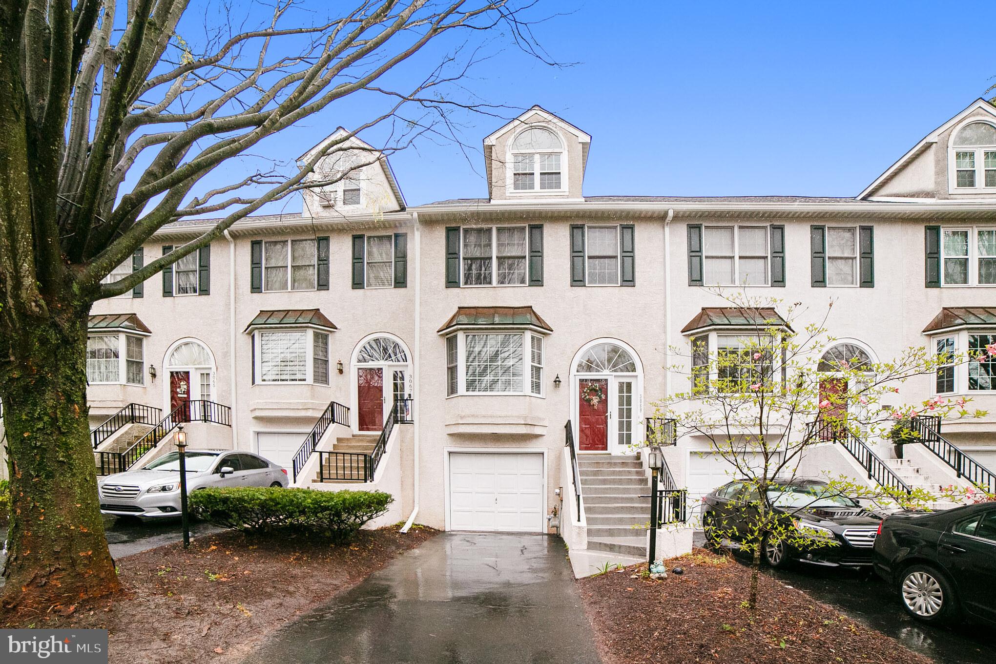 LAFAYETTE HILL - Residential