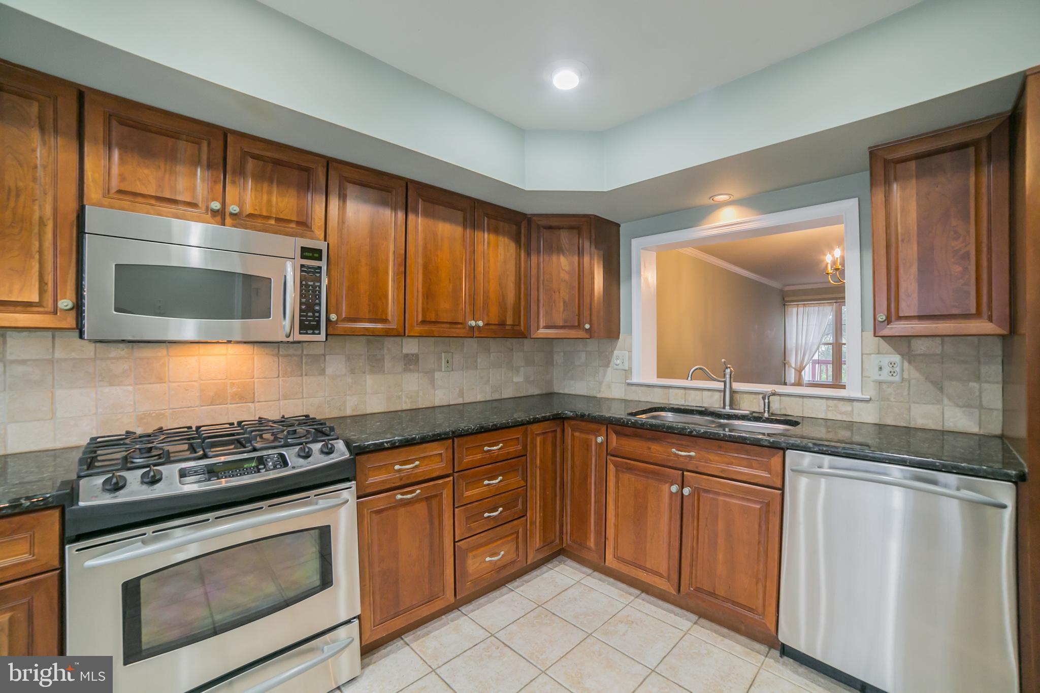 LAFAYETTE HILL - Residential