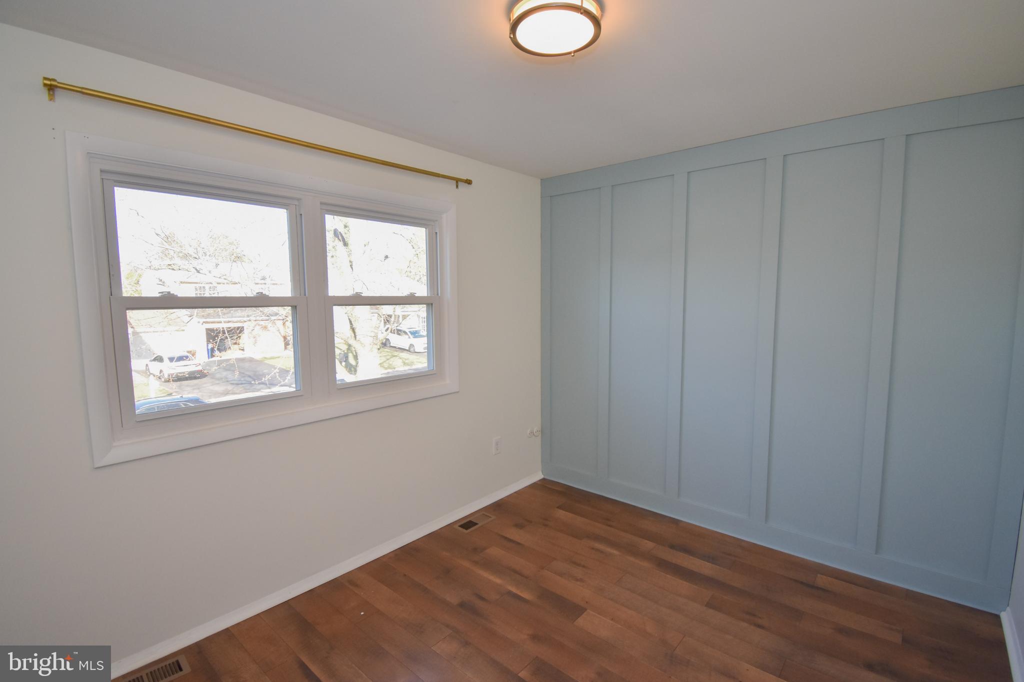 NEWTOWN CROSSING - Residential Lease