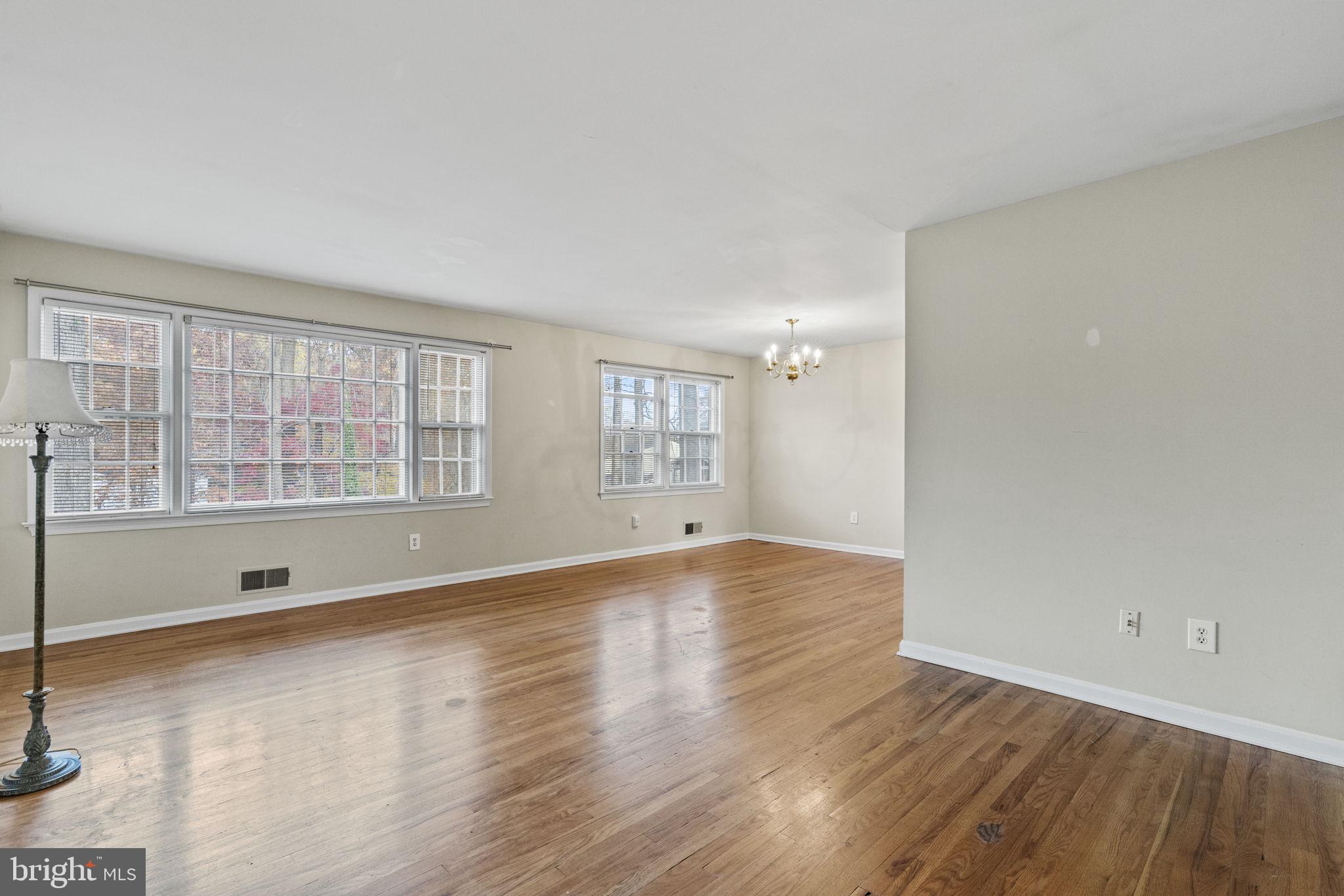 ORANGE HUNT ESTATES - Residential