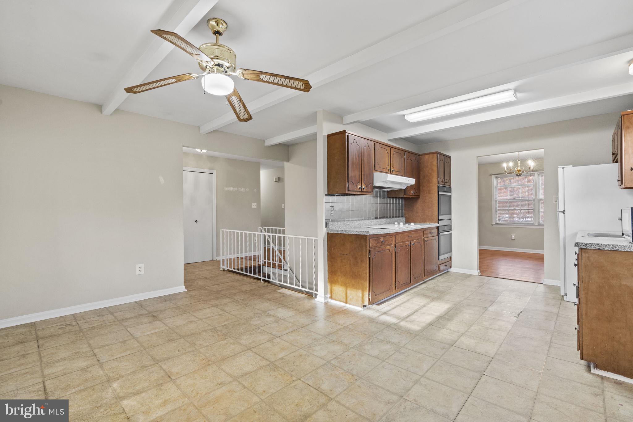 ORANGE HUNT ESTATES - Residential