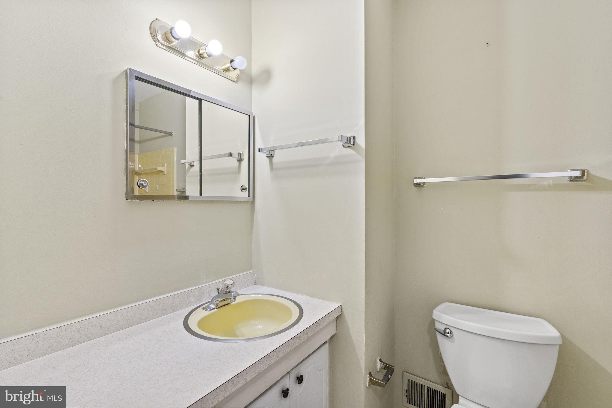 ORANGE HUNT ESTATES - Residential