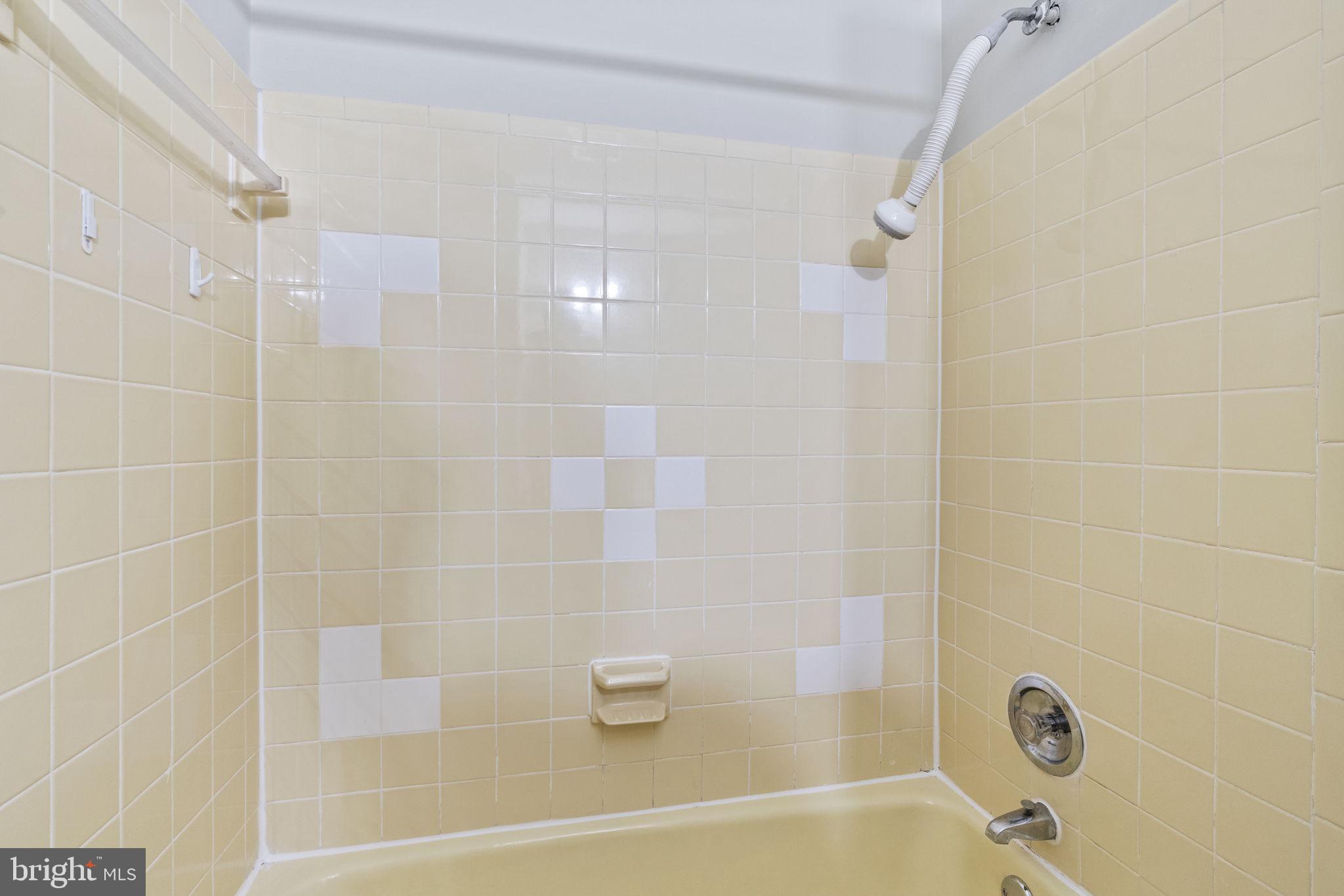 ORANGE HUNT ESTATES - Residential