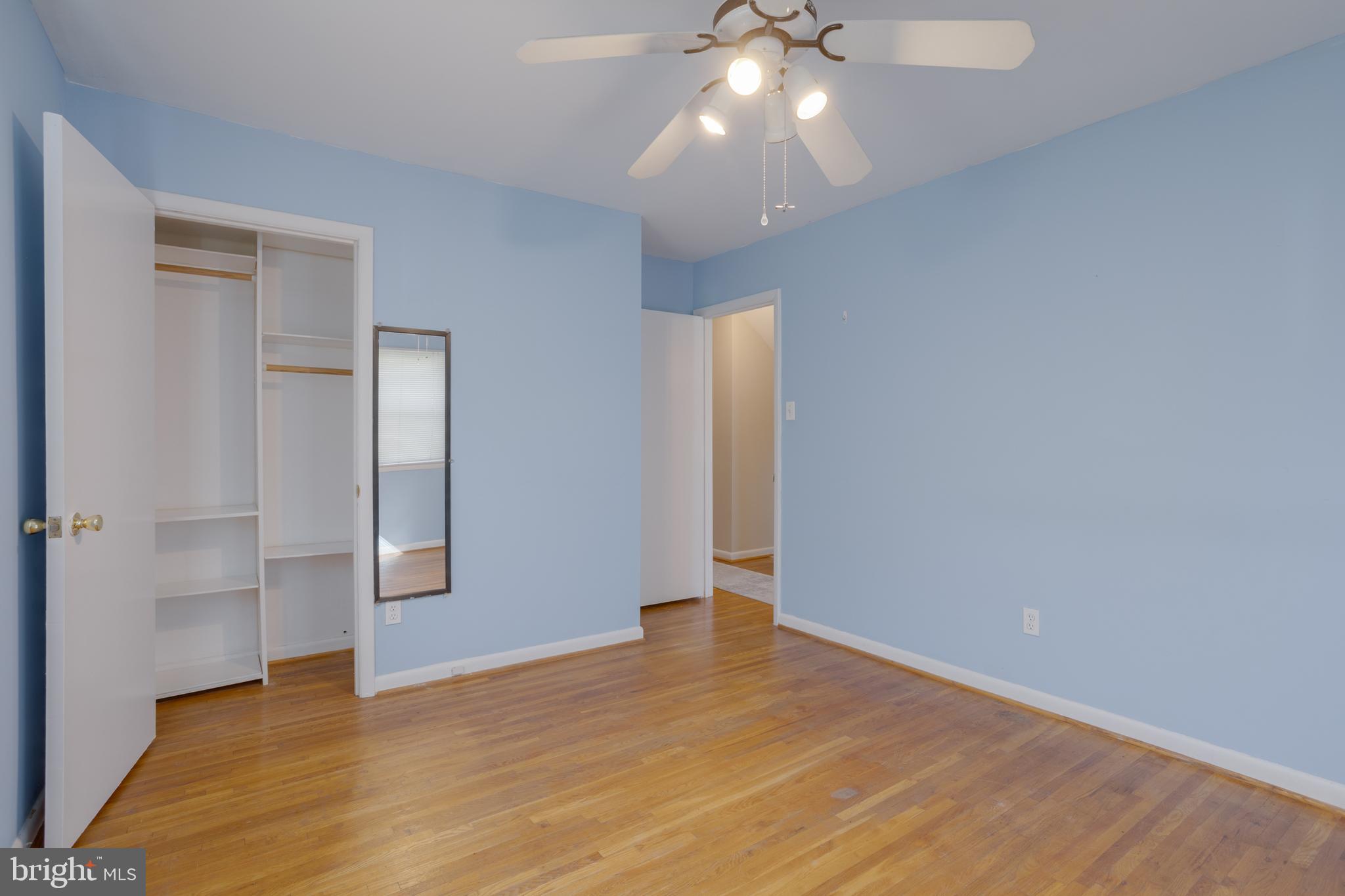 ROLLING VALLEY - Residential Lease