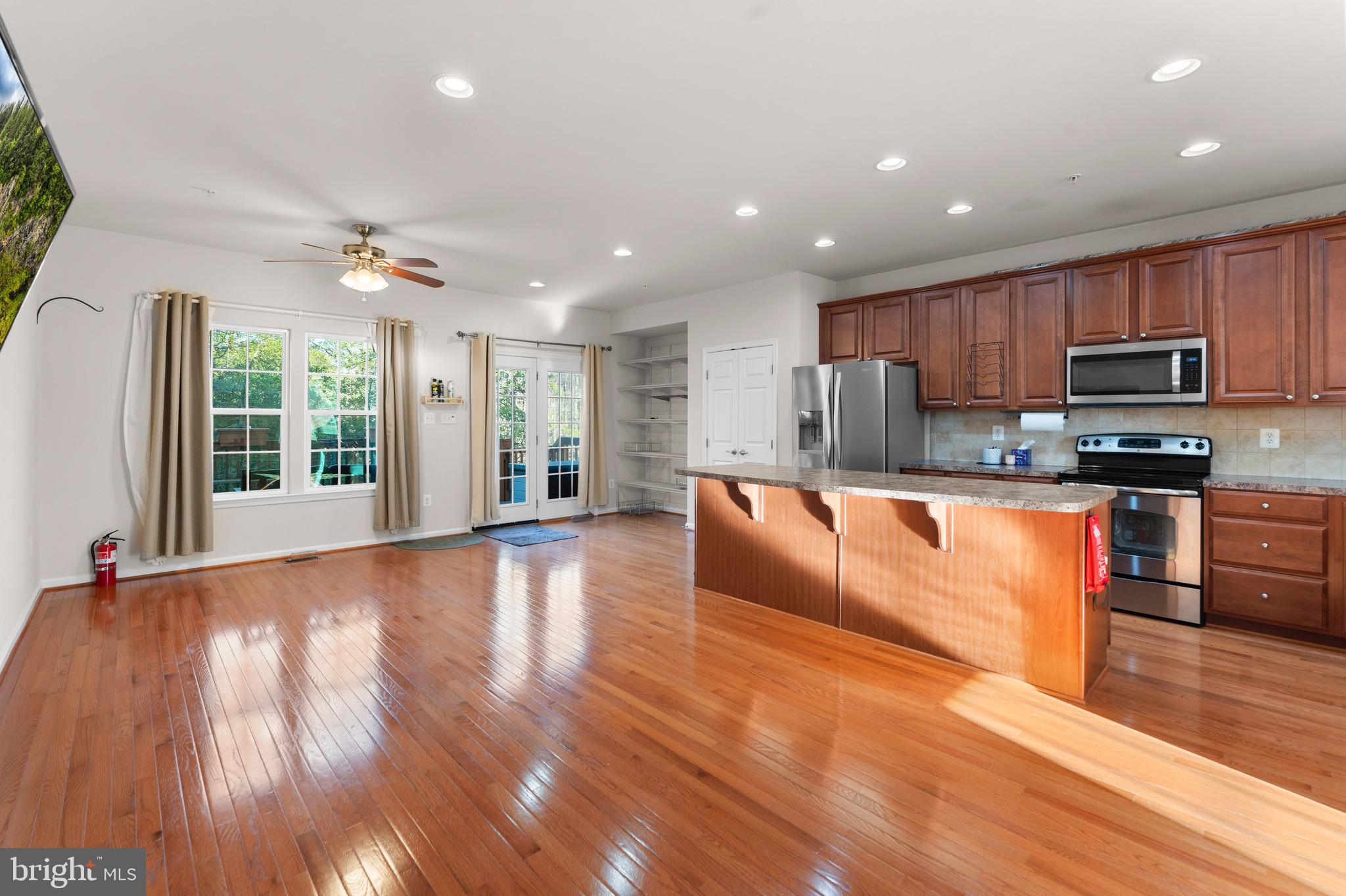 TANYARD SPRINGS - Residential Lease