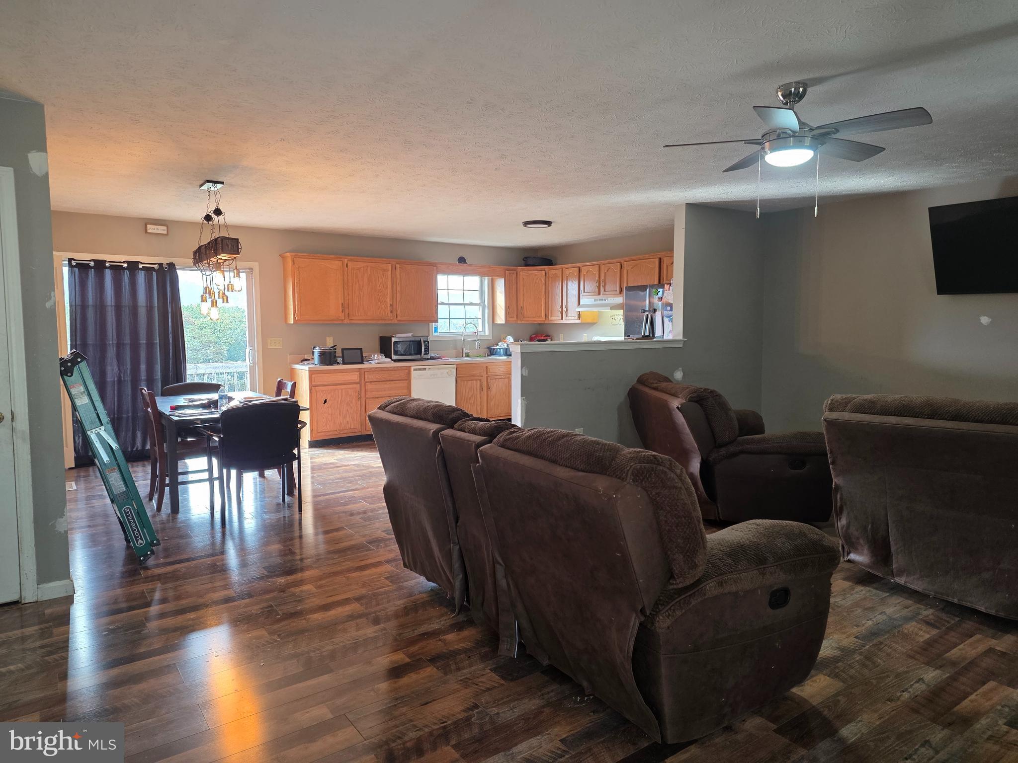 CEDAR GROVE ESTATES - Residential