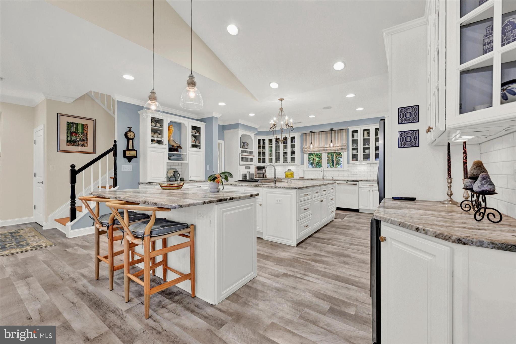 FRANKLIN MANOR BEACH - Residential