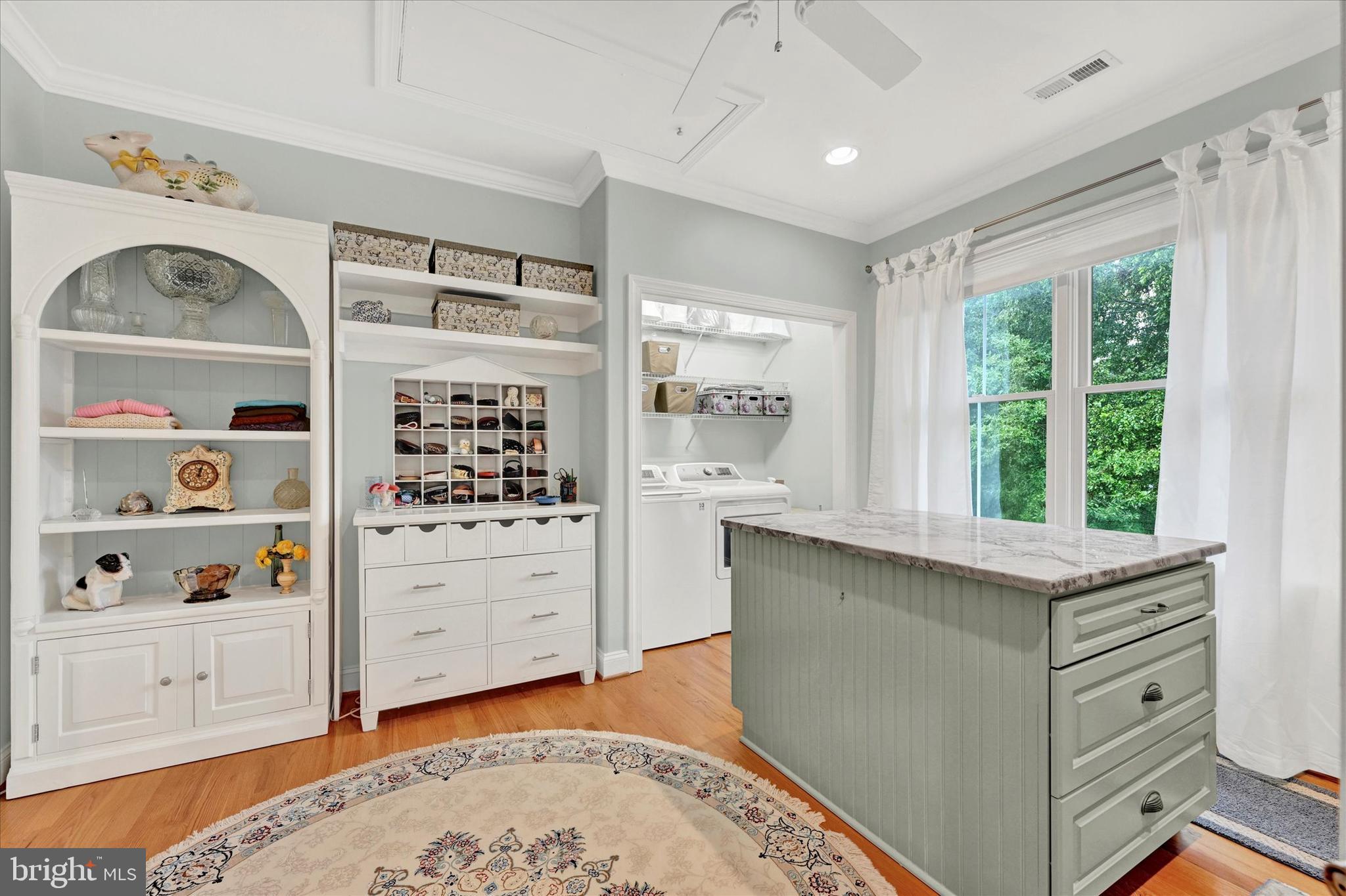 FRANKLIN MANOR BEACH - Residential