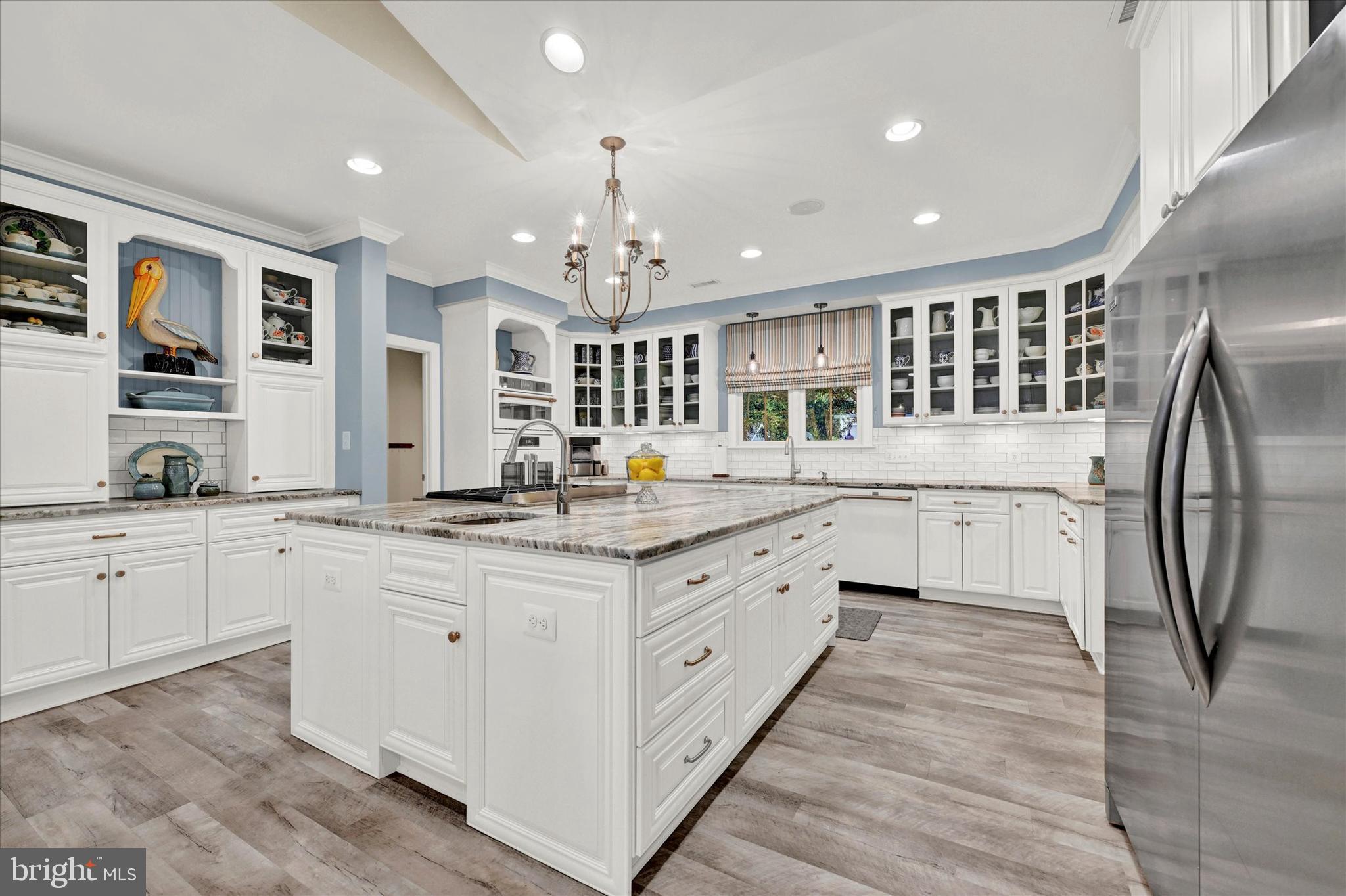 FRANKLIN MANOR BEACH - Residential