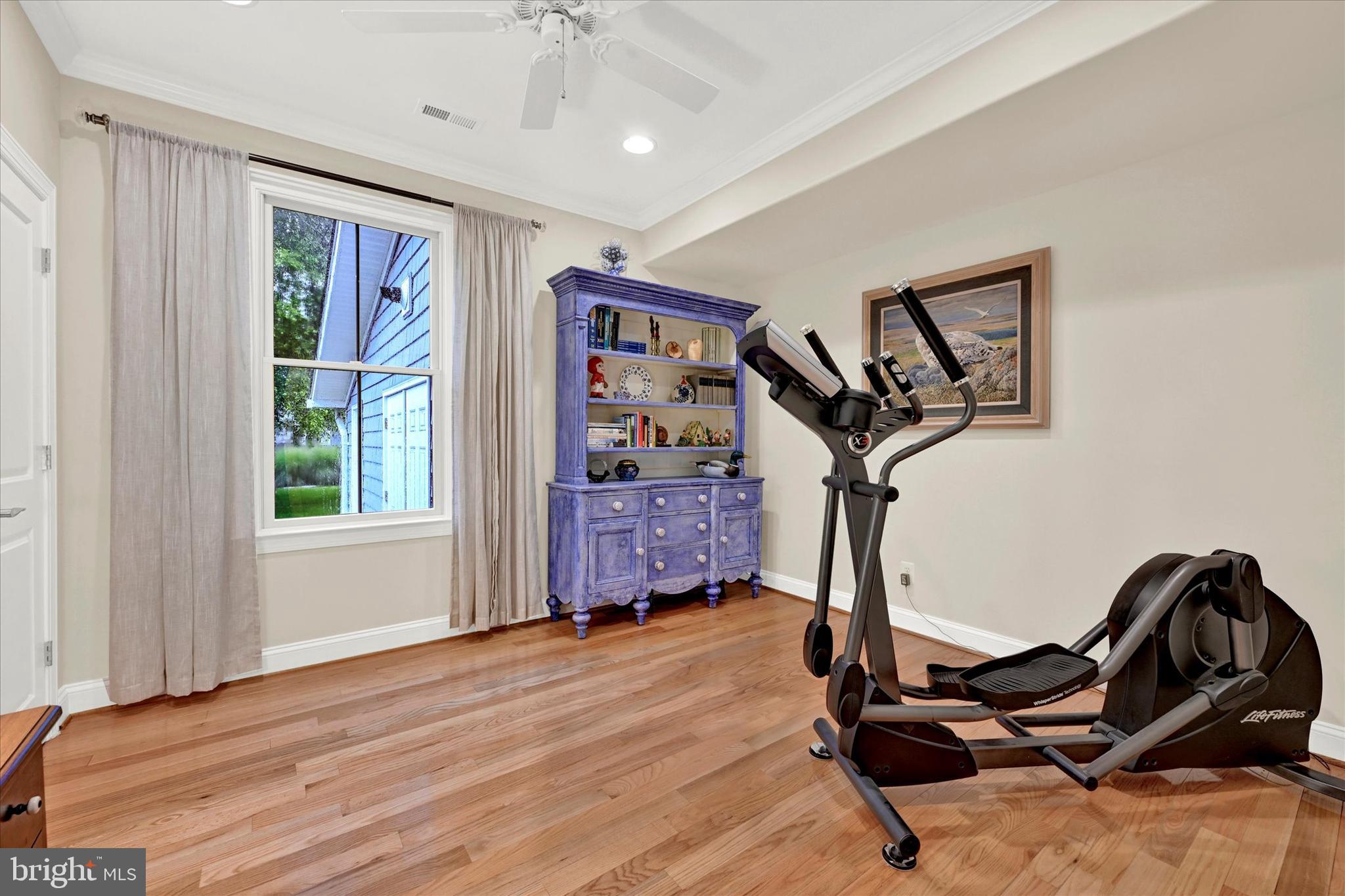 FRANKLIN MANOR BEACH - Residential