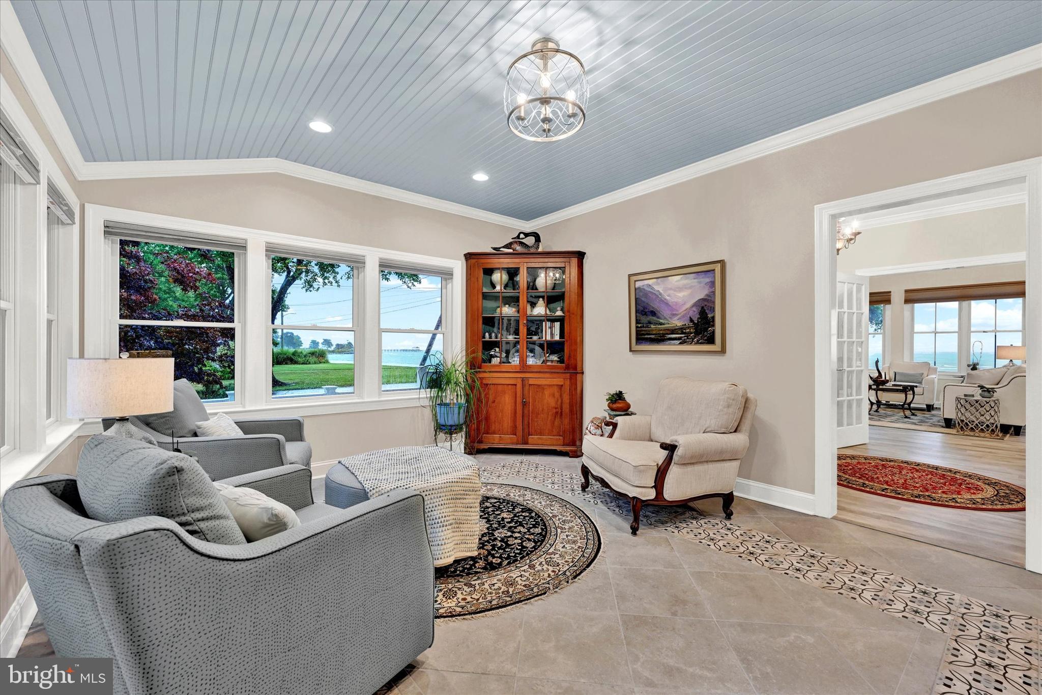 FRANKLIN MANOR BEACH - Residential