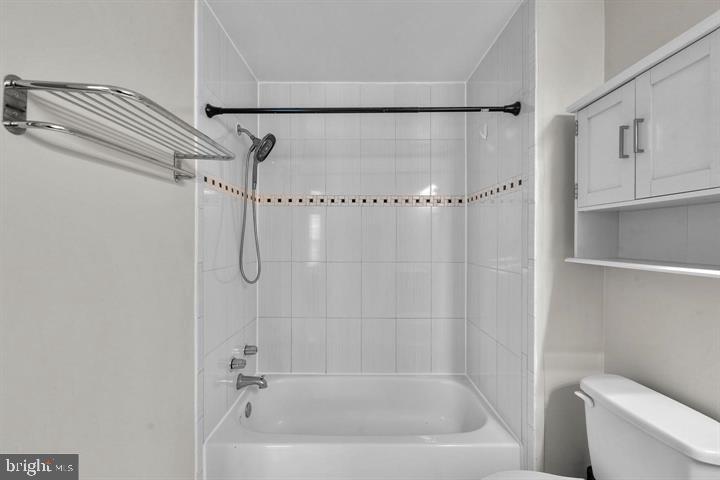 LAUREL LAKES PLAT 2 - Residential Lease