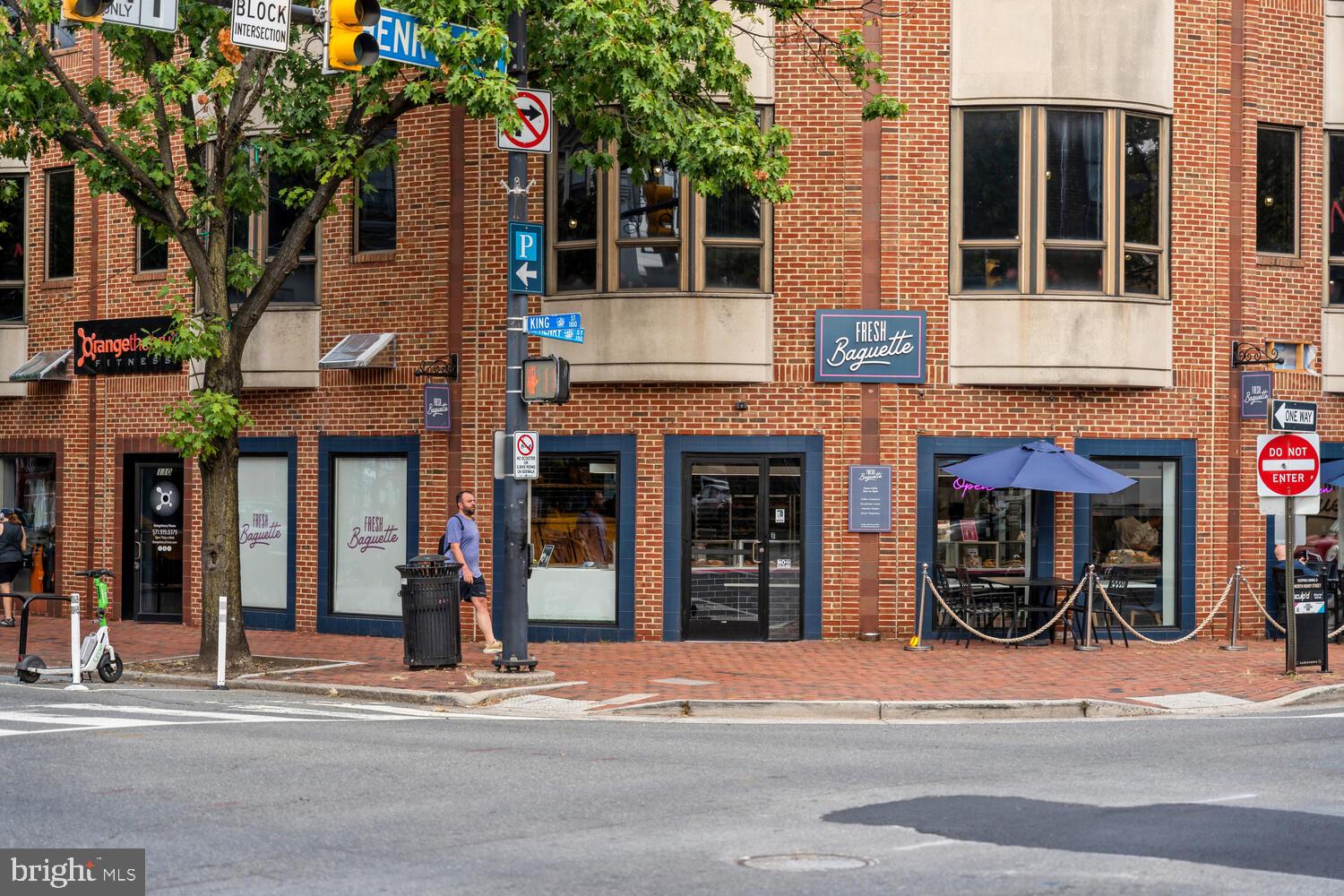 OLD TOWN - Residential Lease