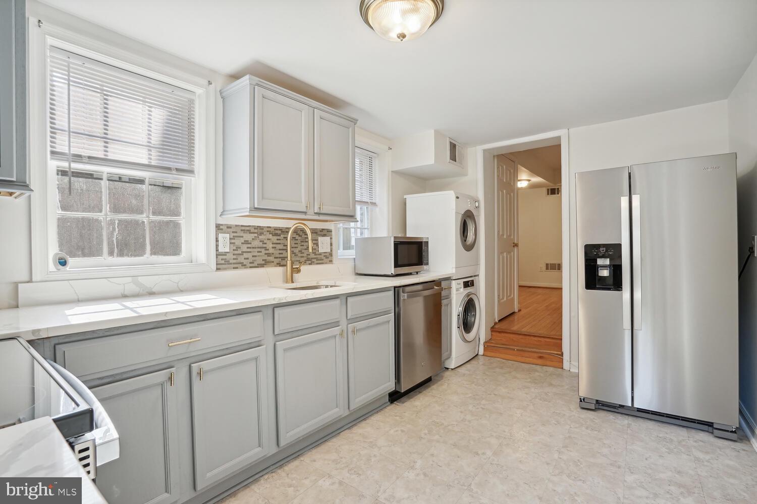 OLD TOWN - Residential Lease