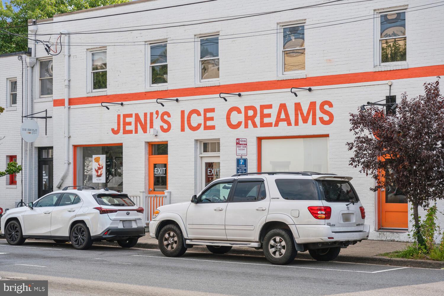 OLD TOWN - Residential Lease