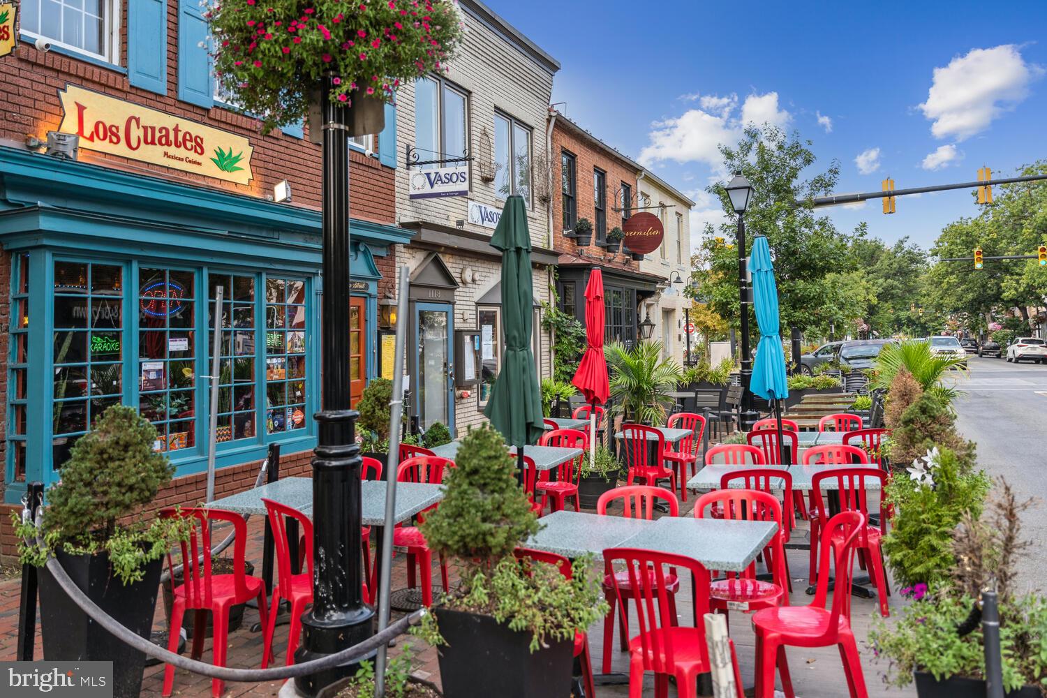 OLD TOWN - Residential Lease