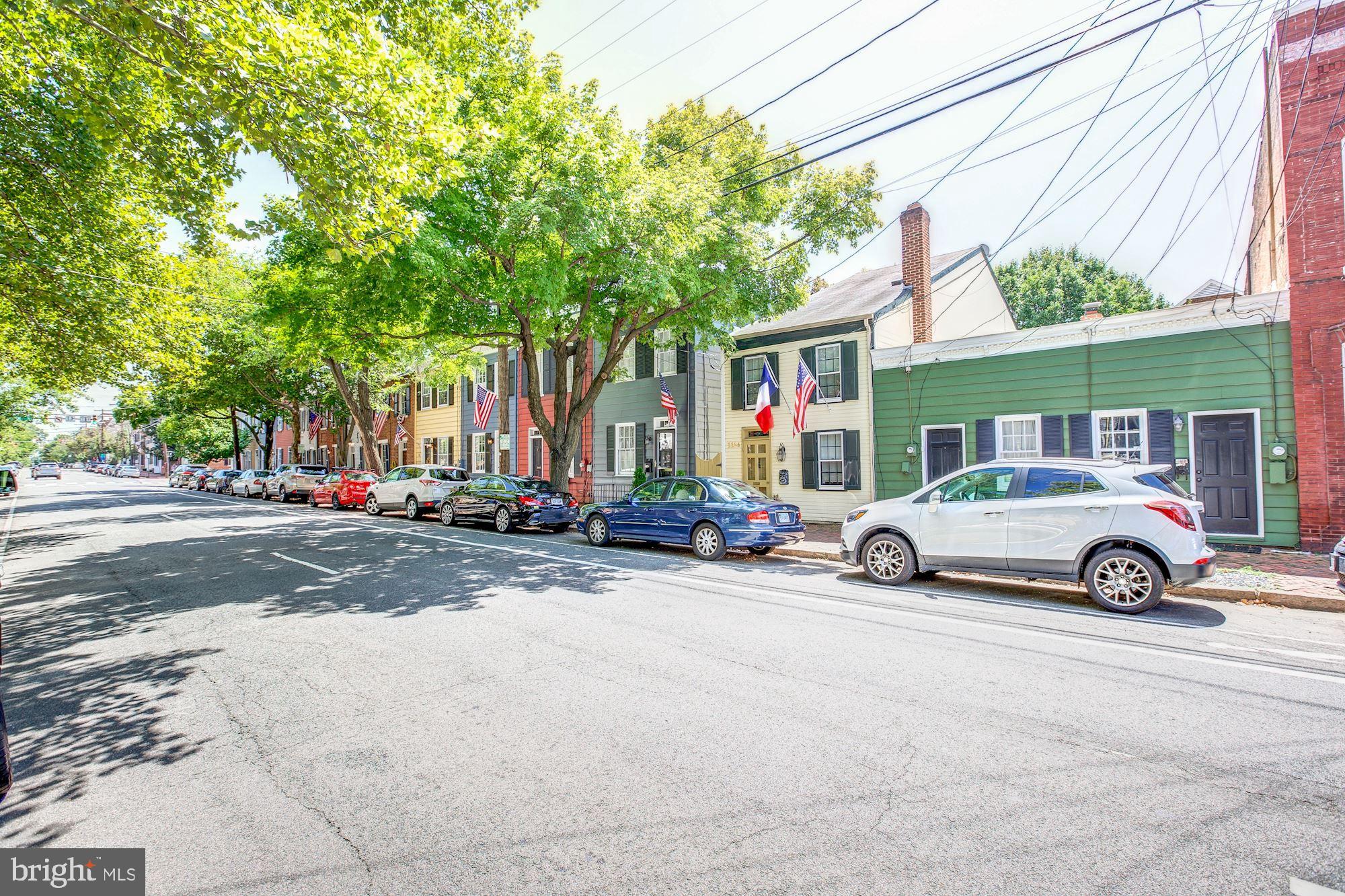 OLD TOWN - Residential Lease