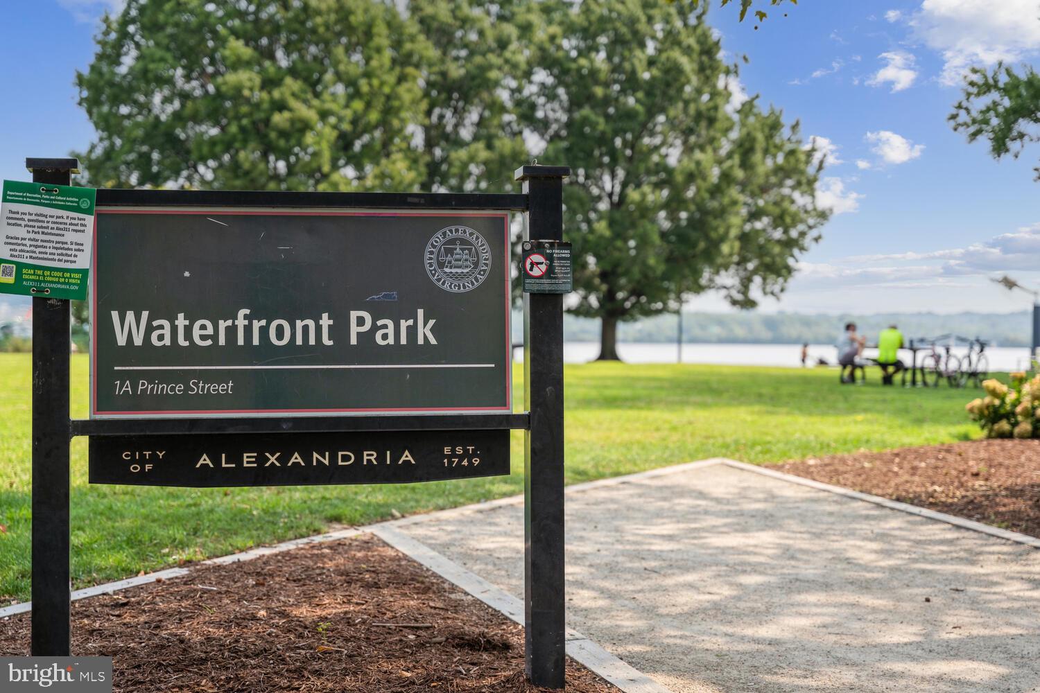 OLD TOWN - Residential Lease