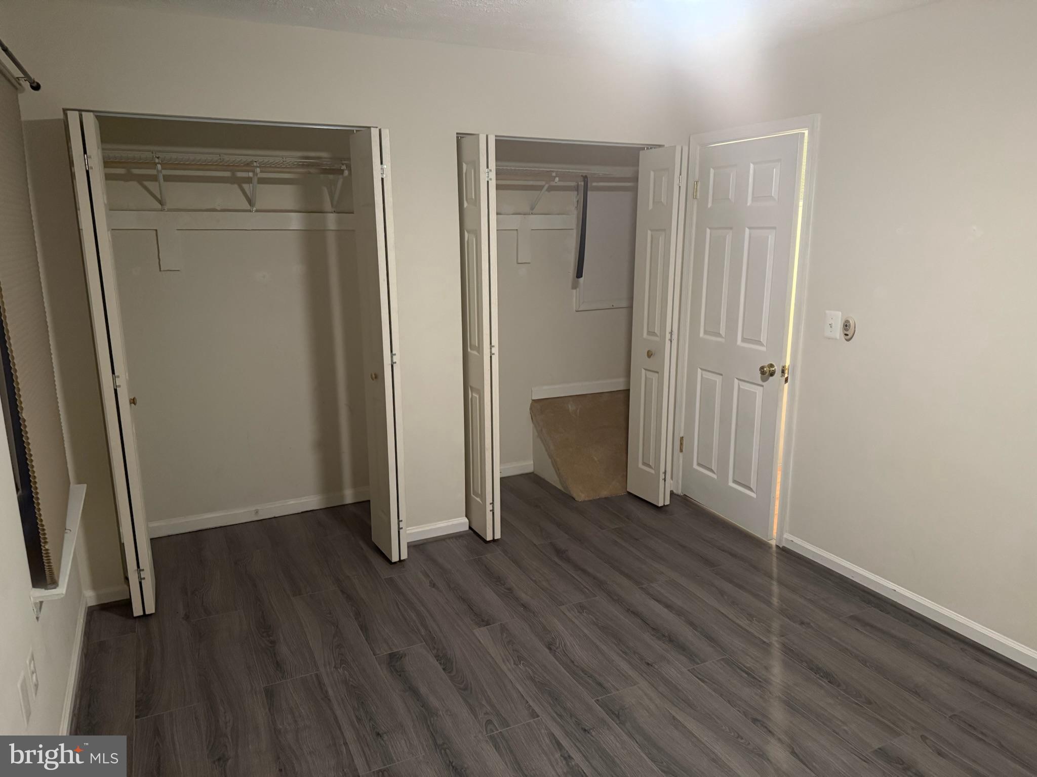 KNOLLS OF DUMFRIES - Residential Lease