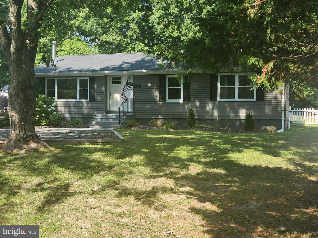 Photo of 908 May Lane, STEVENSVILLE, MD 21666 (MLS # MDQA2015246)