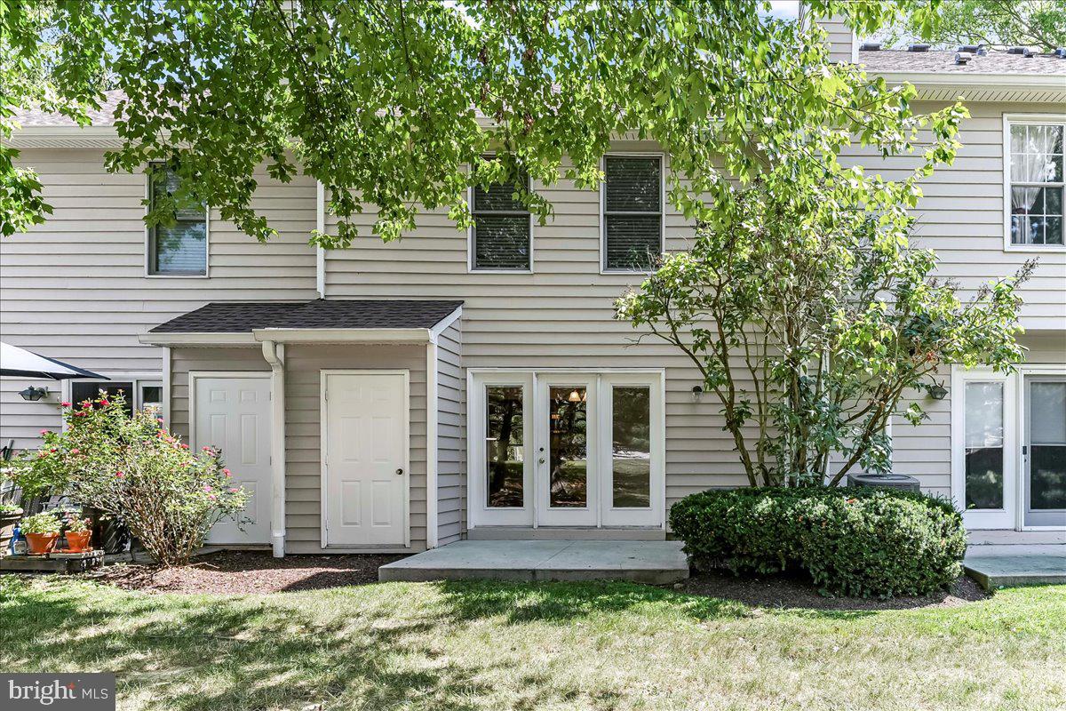 SPRINGHILL FARM - Residential Lease