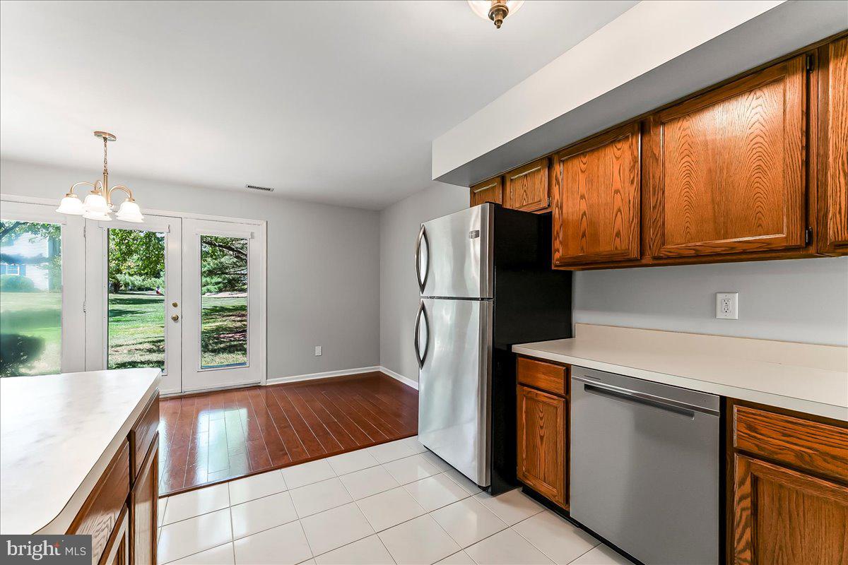 SPRINGHILL FARM - Residential Lease