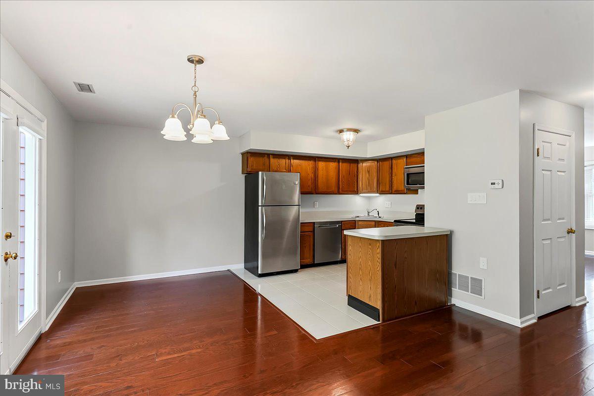 SPRINGHILL FARM - Residential Lease