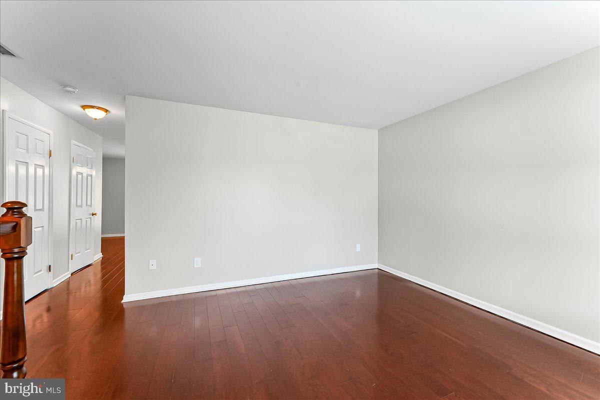 SPRINGHILL FARM - Residential Lease