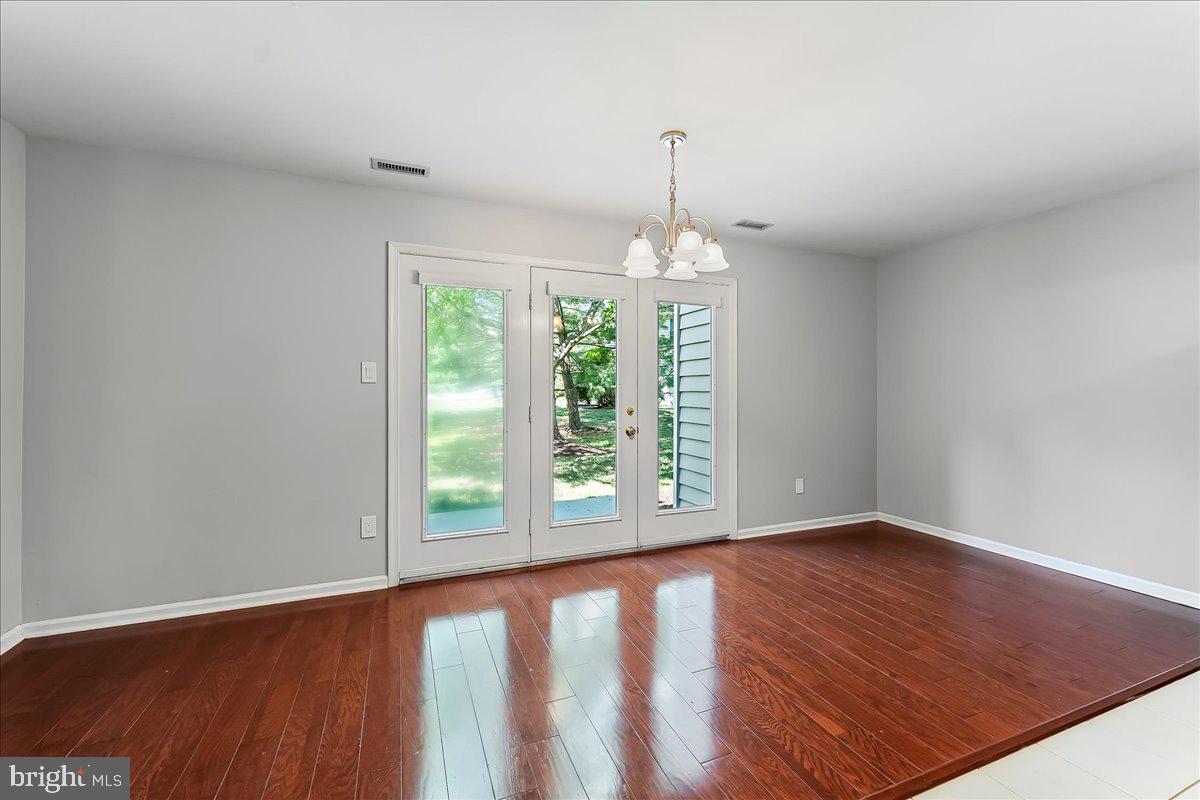 SPRINGHILL FARM - Residential Lease