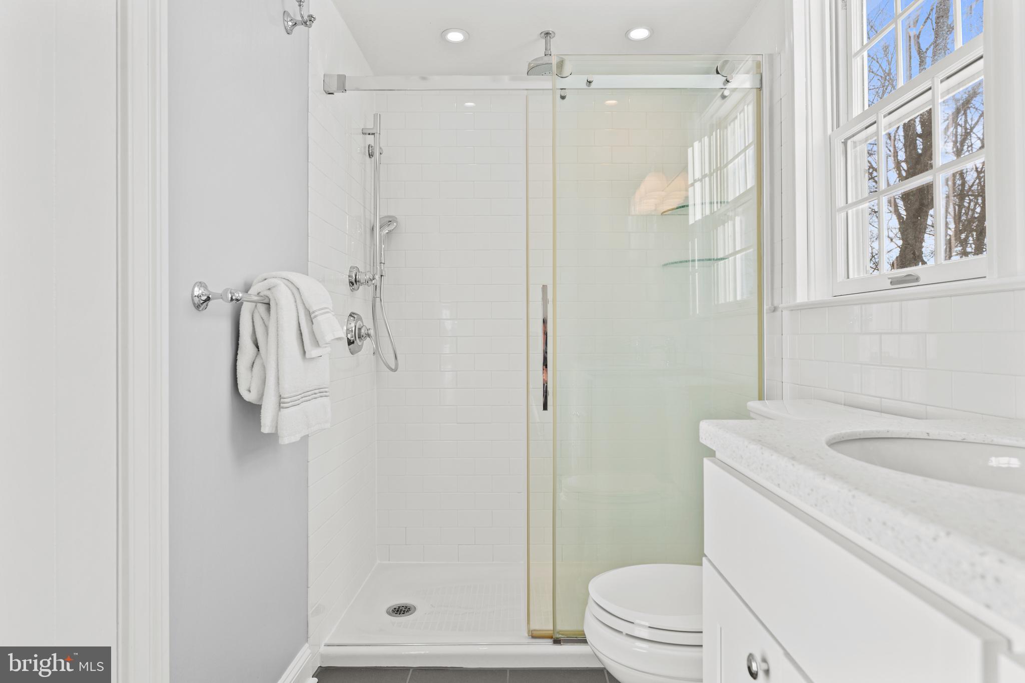 RADNOR HUNT - Residential