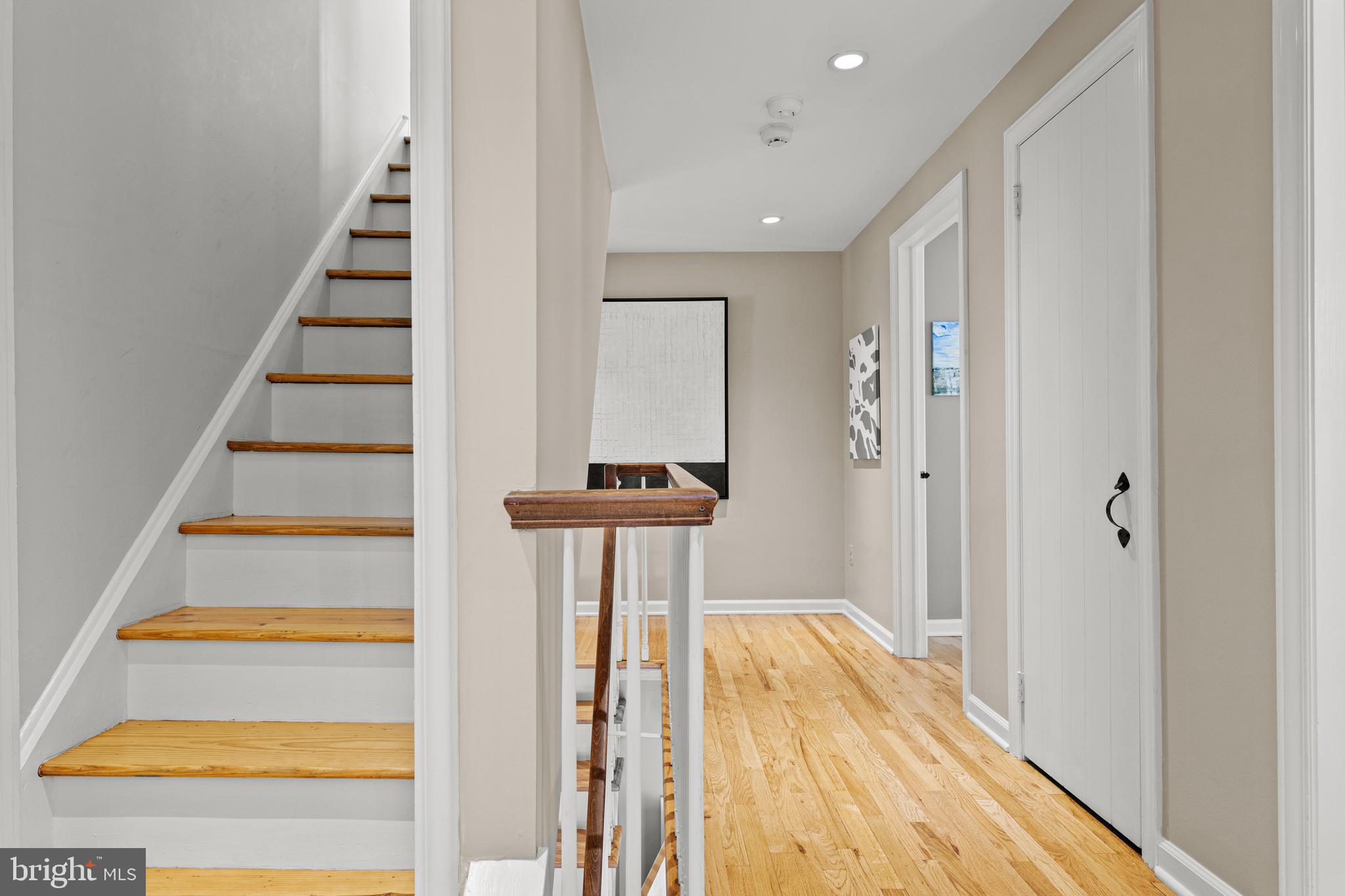 RADNOR HUNT - Residential