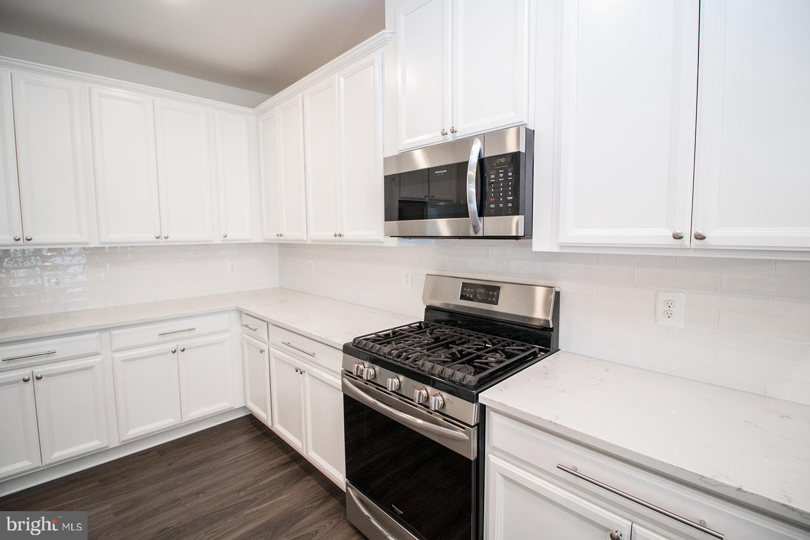 MAGNOLIA PARK AT WILDEWOOD - Residential