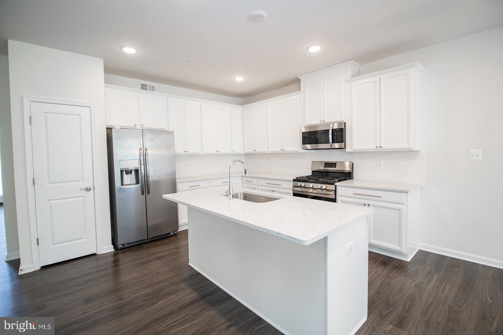 MAGNOLIA PARK AT WILDEWOOD - Residential