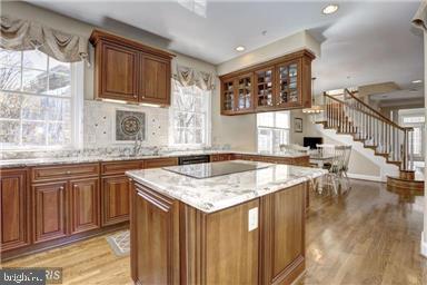 MCLEAN CREST - Residential Lease