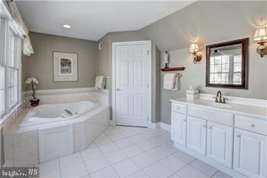 MCLEAN CREST - Residential Lease