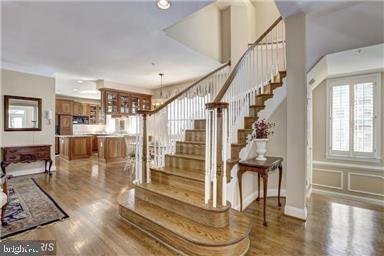 MCLEAN CREST - Residential Lease