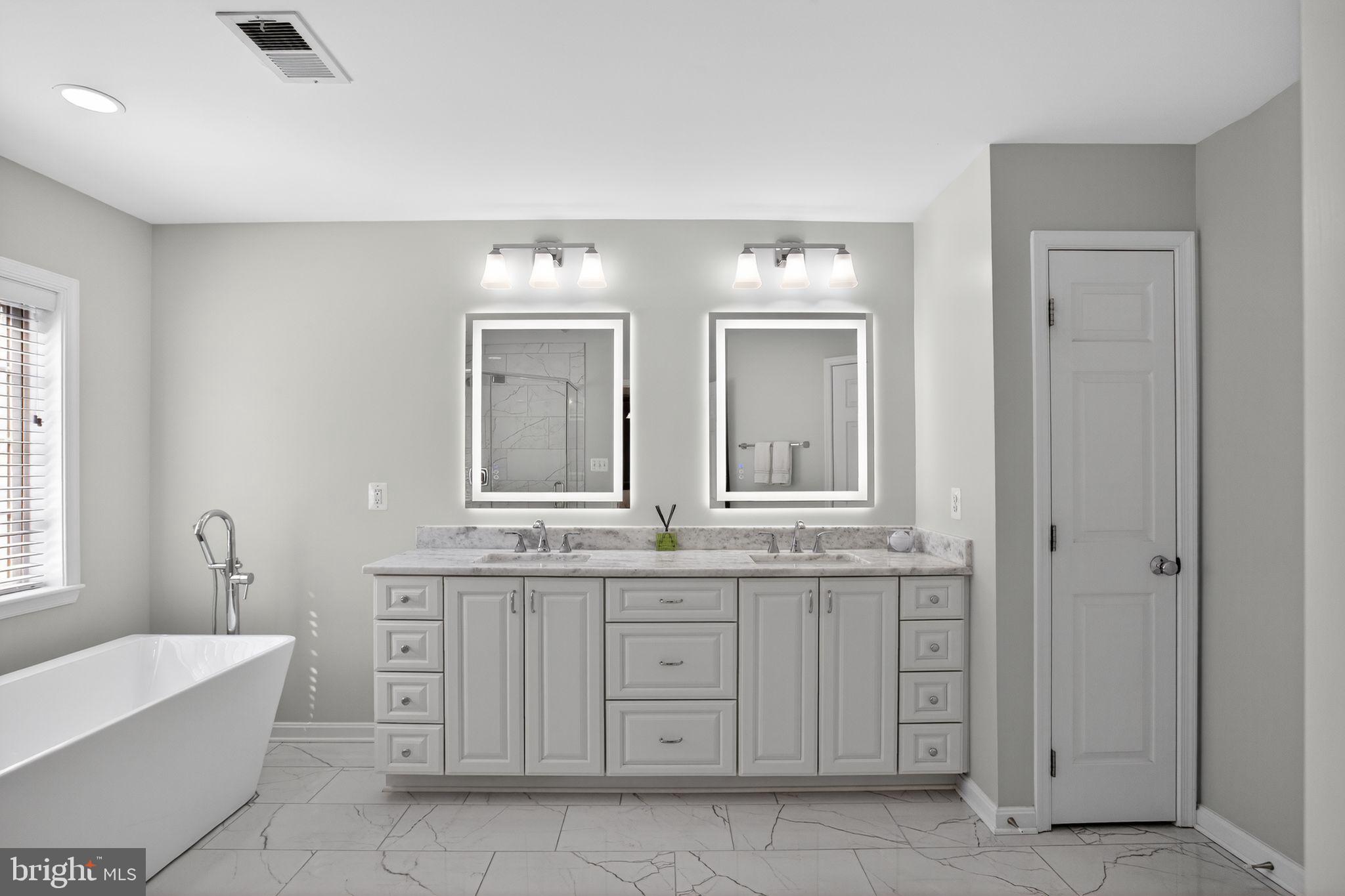 PRIMROSE PARK AT WILDEWOOD - Residential