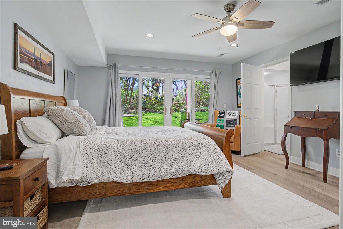 ROCKFORD MEWS - Residential