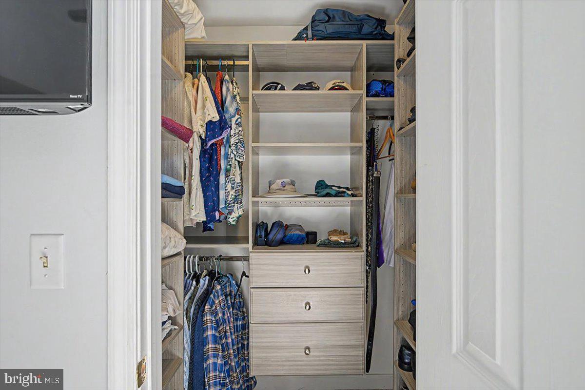 ROCKFORD MEWS - Residential