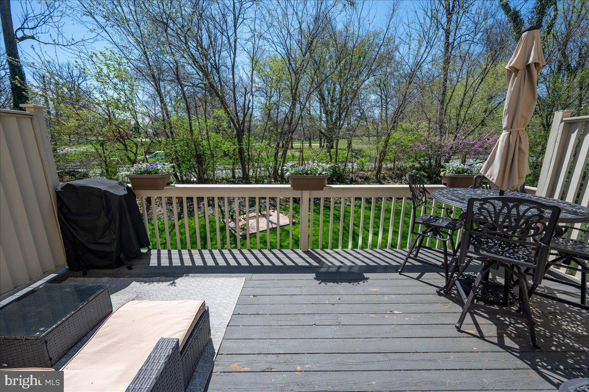 ROCKFORD MEWS - Residential