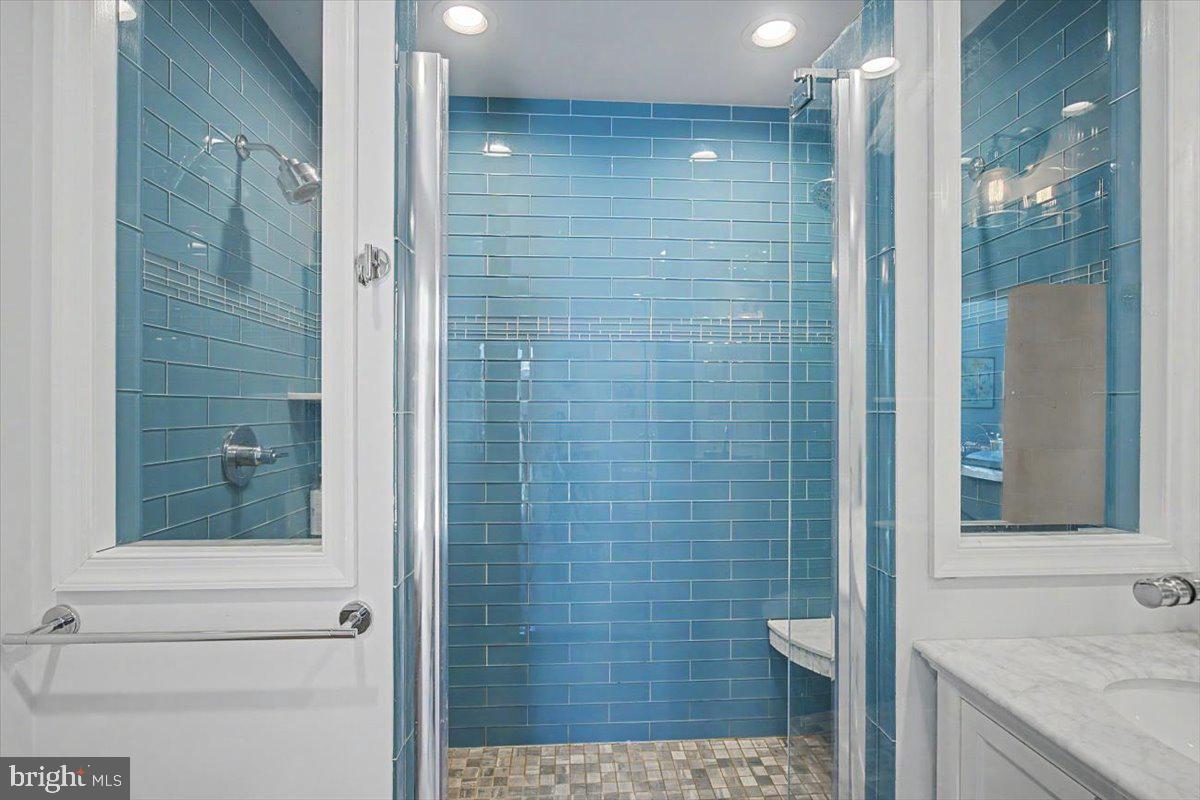 ROCKFORD MEWS - Residential