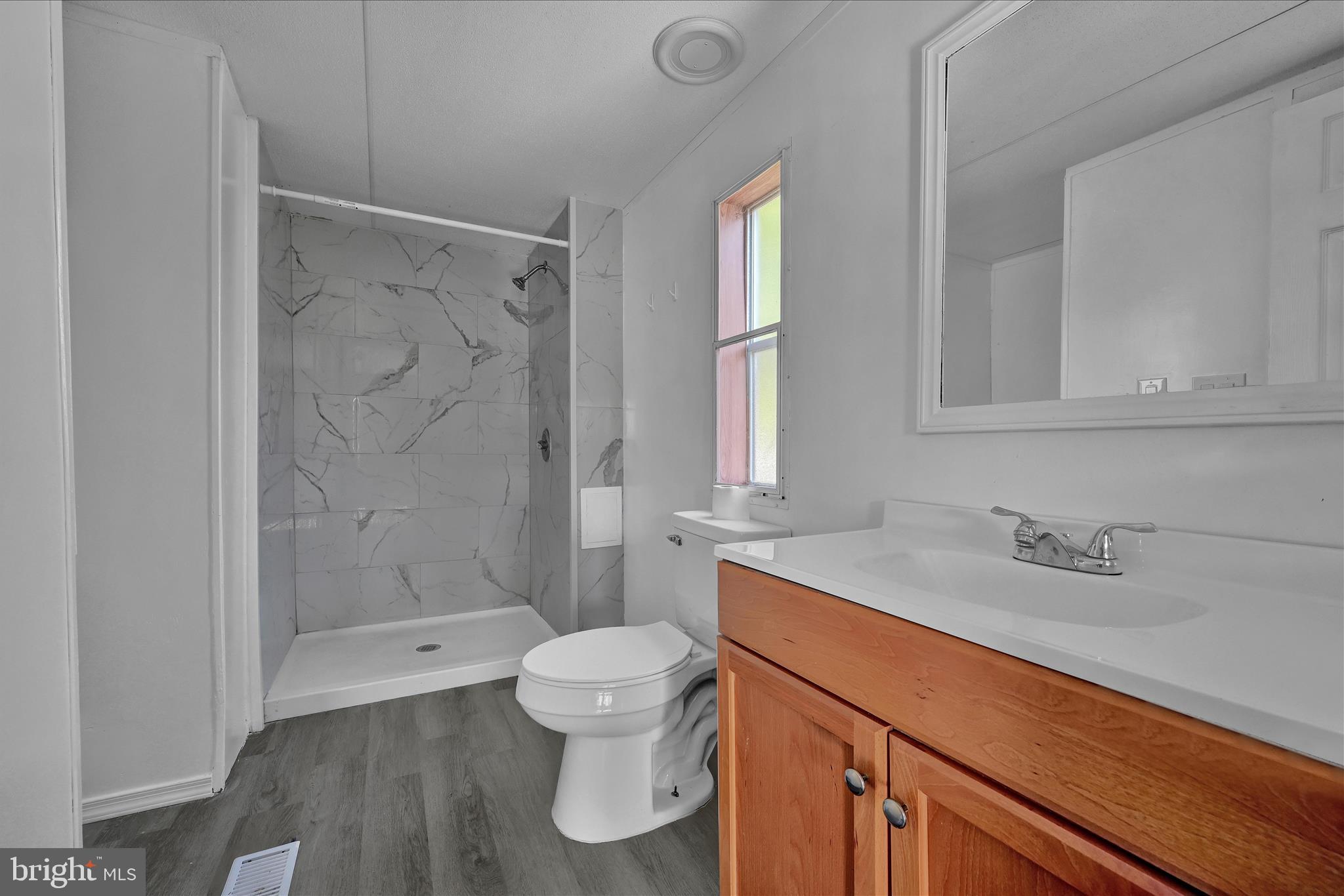 PLEASANT HILLS TR - Residential