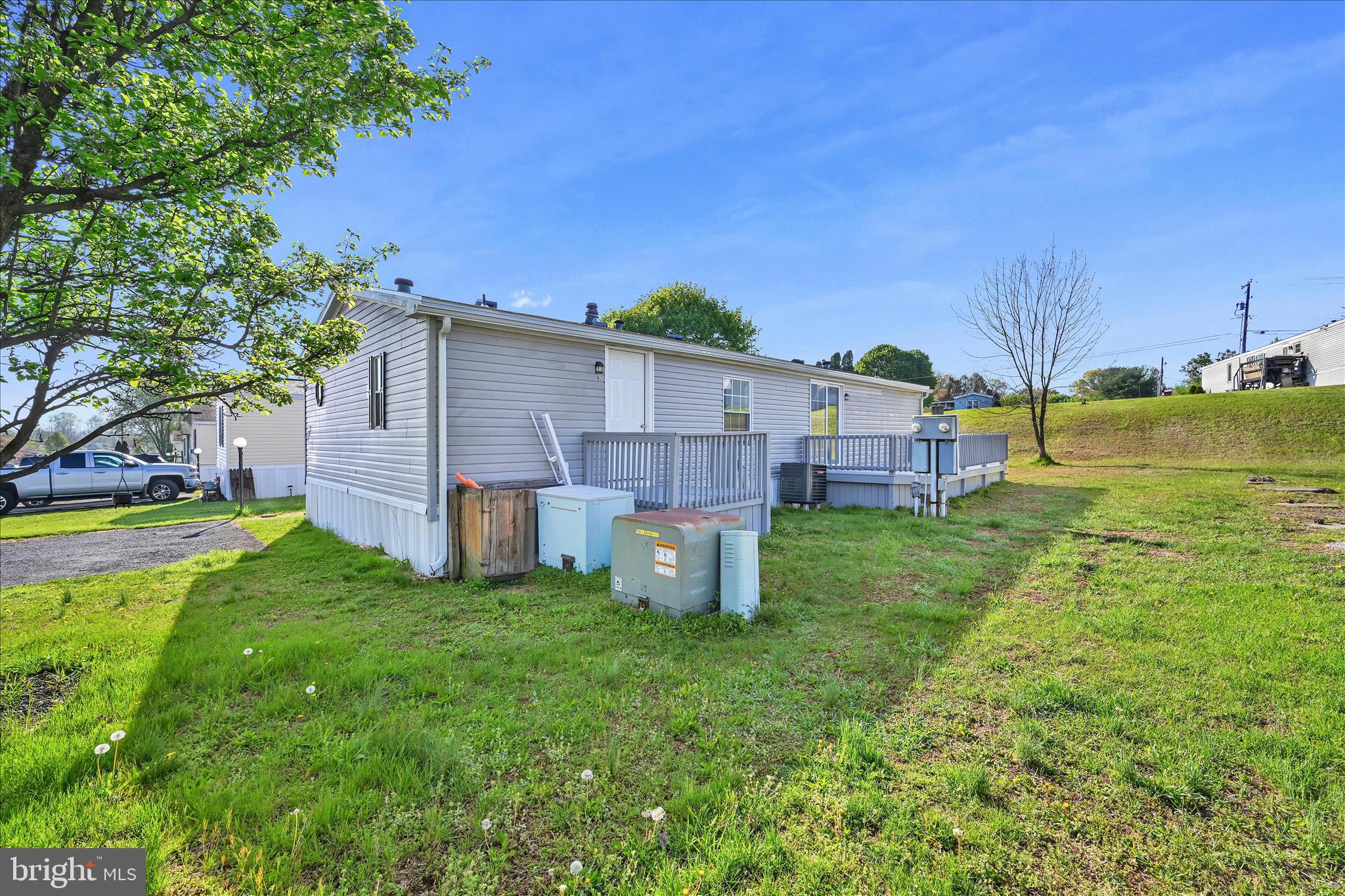 PLEASANT HILLS TR - Residential