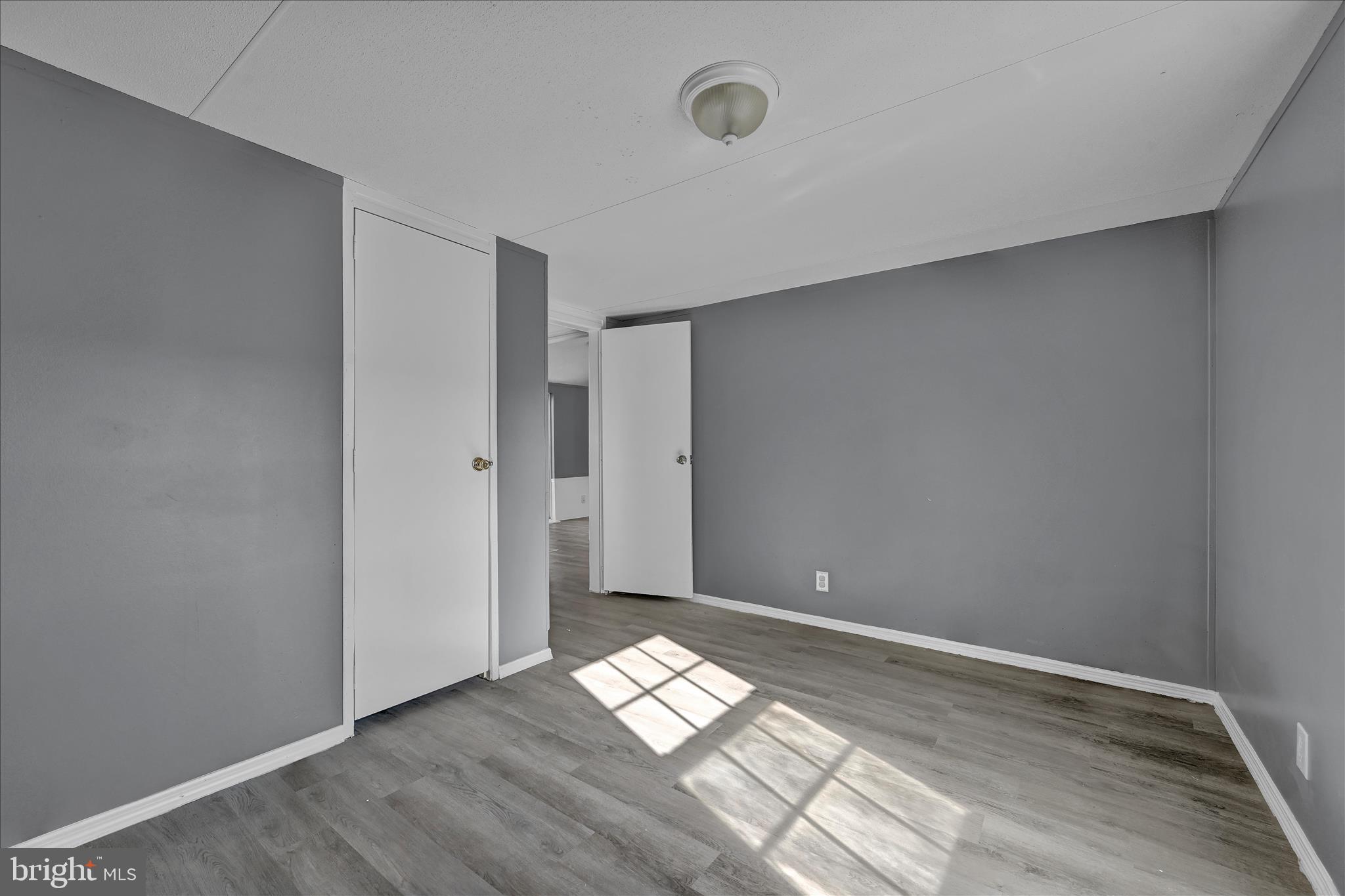 PLEASANT HILLS TR - Residential