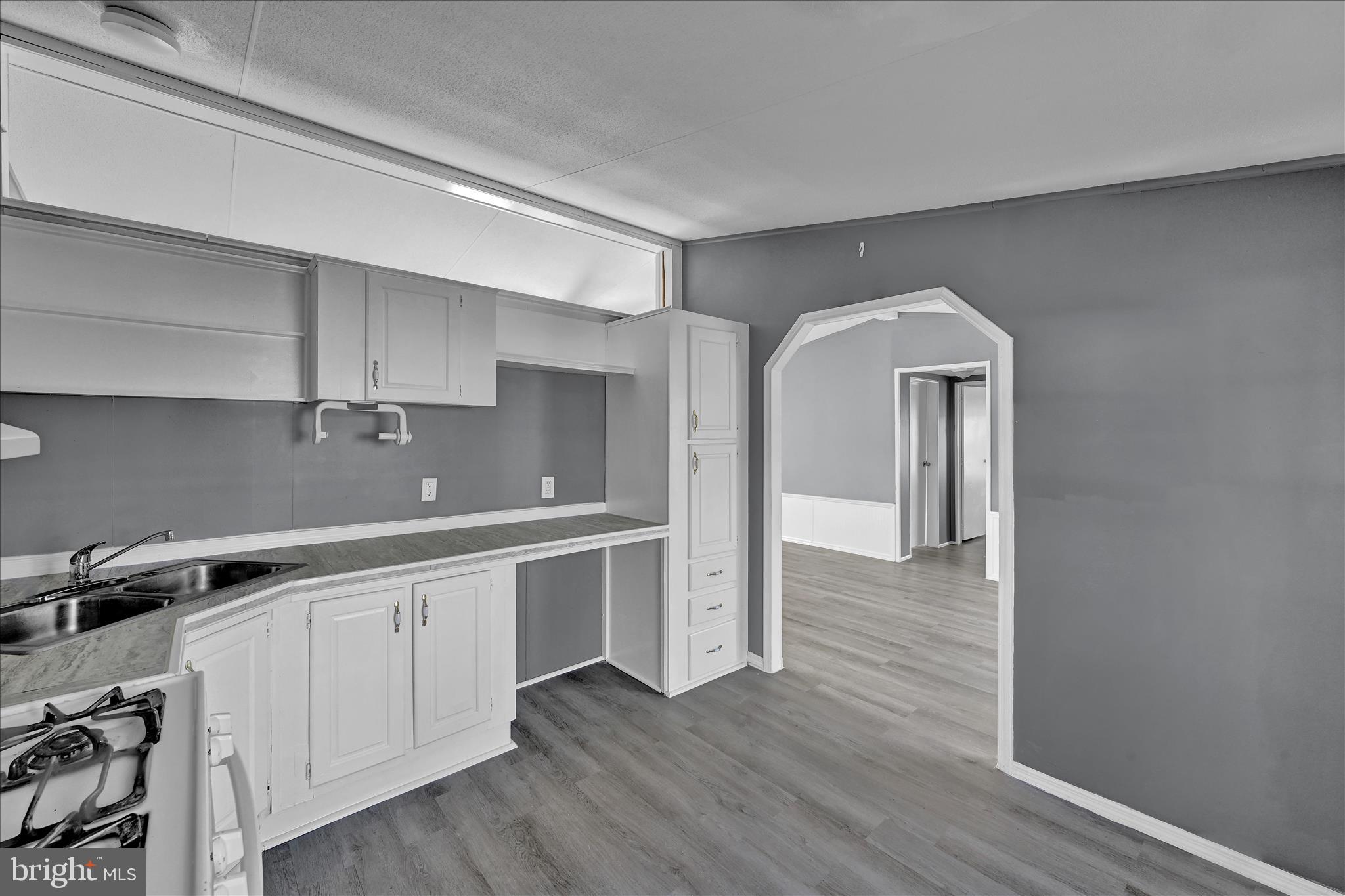 PLEASANT HILLS TR - Residential