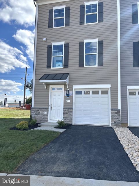 201 MONTEITH DRIVE WINCHESTER VA 22601