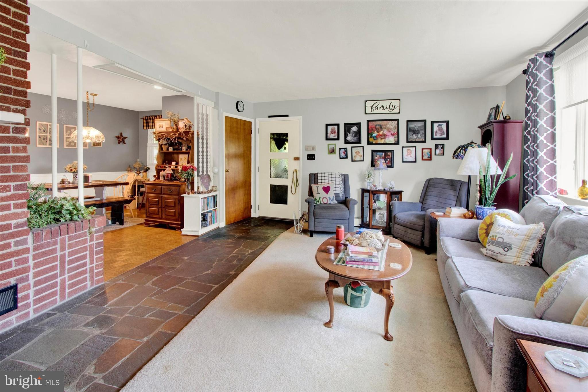 400 HILL CIRCLE