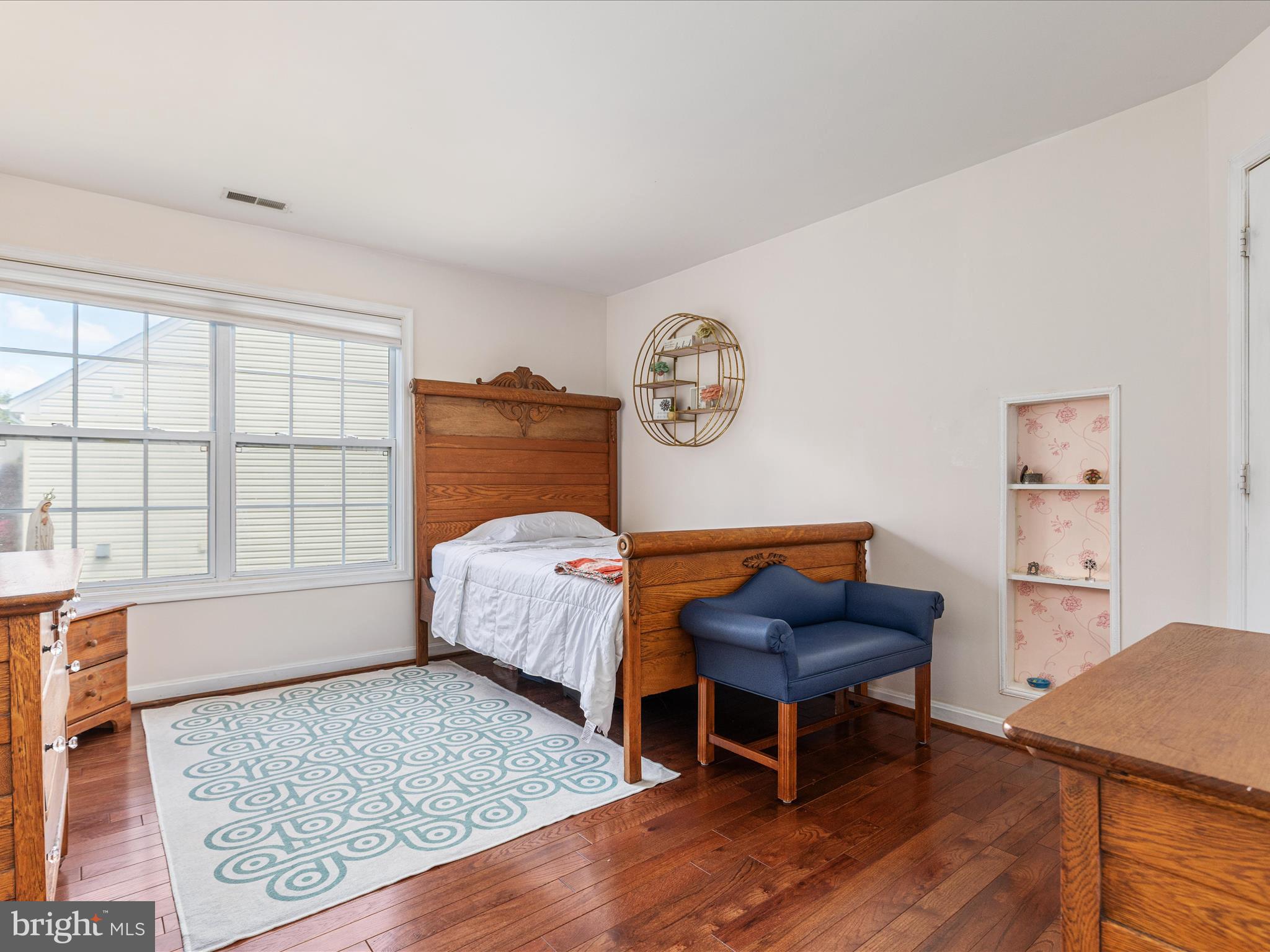 BRIDLEWOOD MANOR - Residential